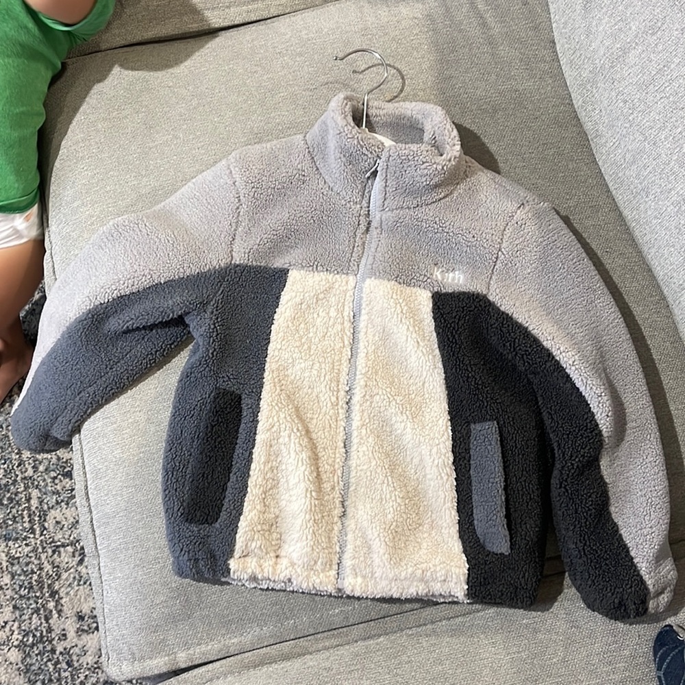 Kith Kids Blocked Sherpa Size 6